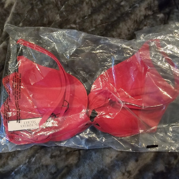 Victoria's Secret NWT Very Sexy Push-up Bra 32B - Picture 3 of 3